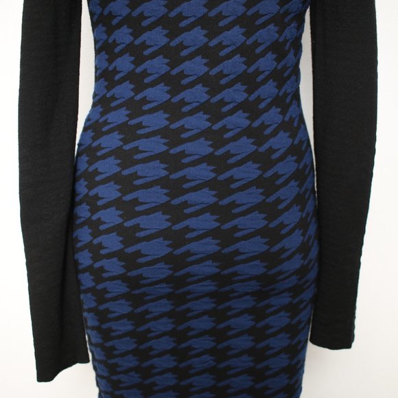 NEW Torn by Ronny Kobo Blue Black Long Sleeve Sweater Dress M - Picture 8 of 11
